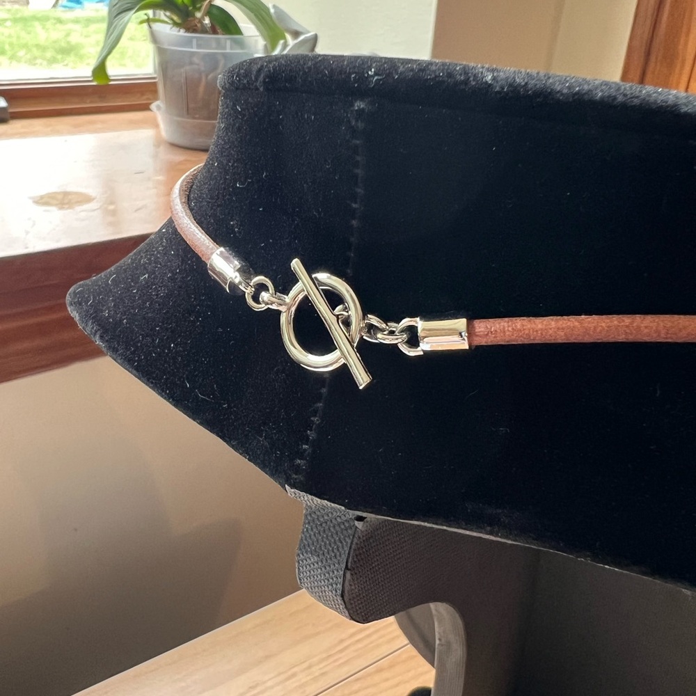 Ralph Lauren Toggle Necklace - Silver & Leather - Picture 4 of 10